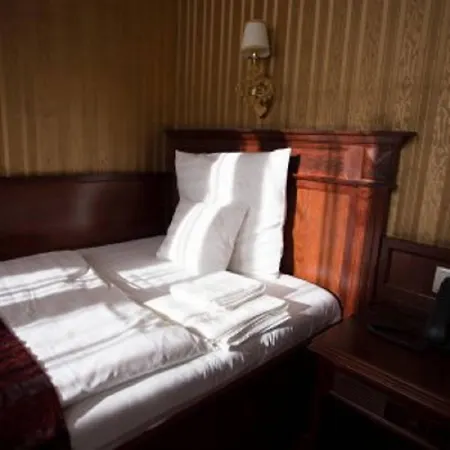 Hotel Debrecen 3* Debreţin