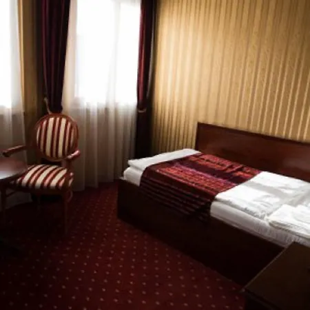 Hotel Debrecen Debreţin