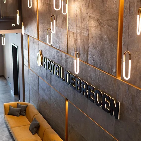 Hotel Debrecen Hotel Debreţin
