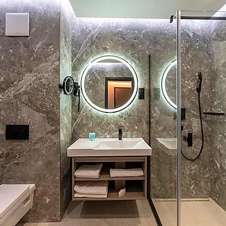 Hotel Debrecen Дебрецен