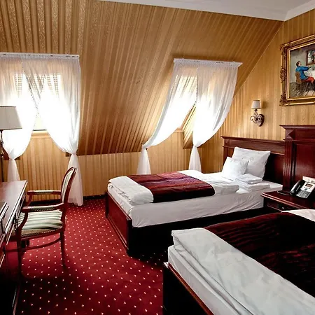 Hotel Debrecen Hotel Debreţin