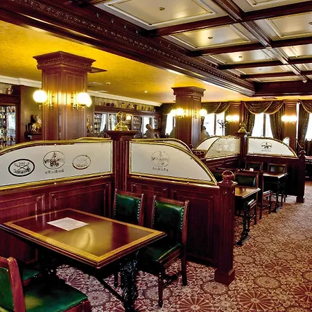 Hotel Debrecen Отель 3*