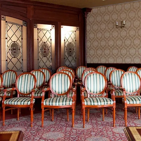 Hotel Debrecen Debreţin