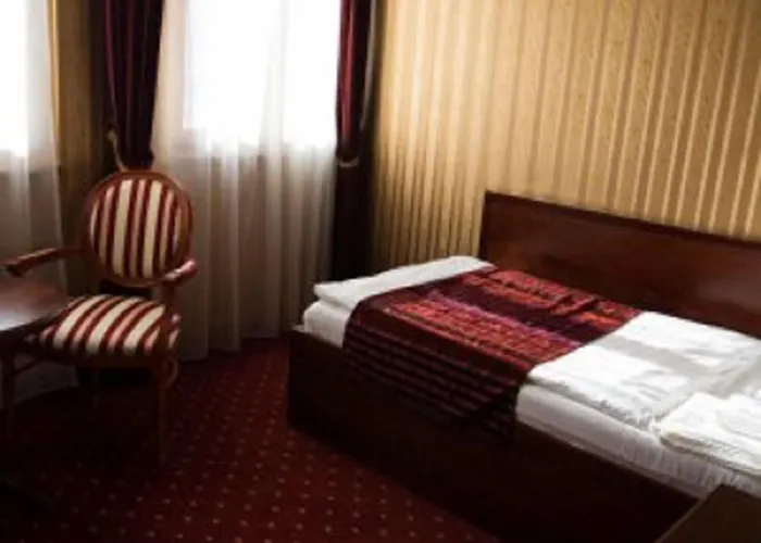 Hotel Debrecen דברצן